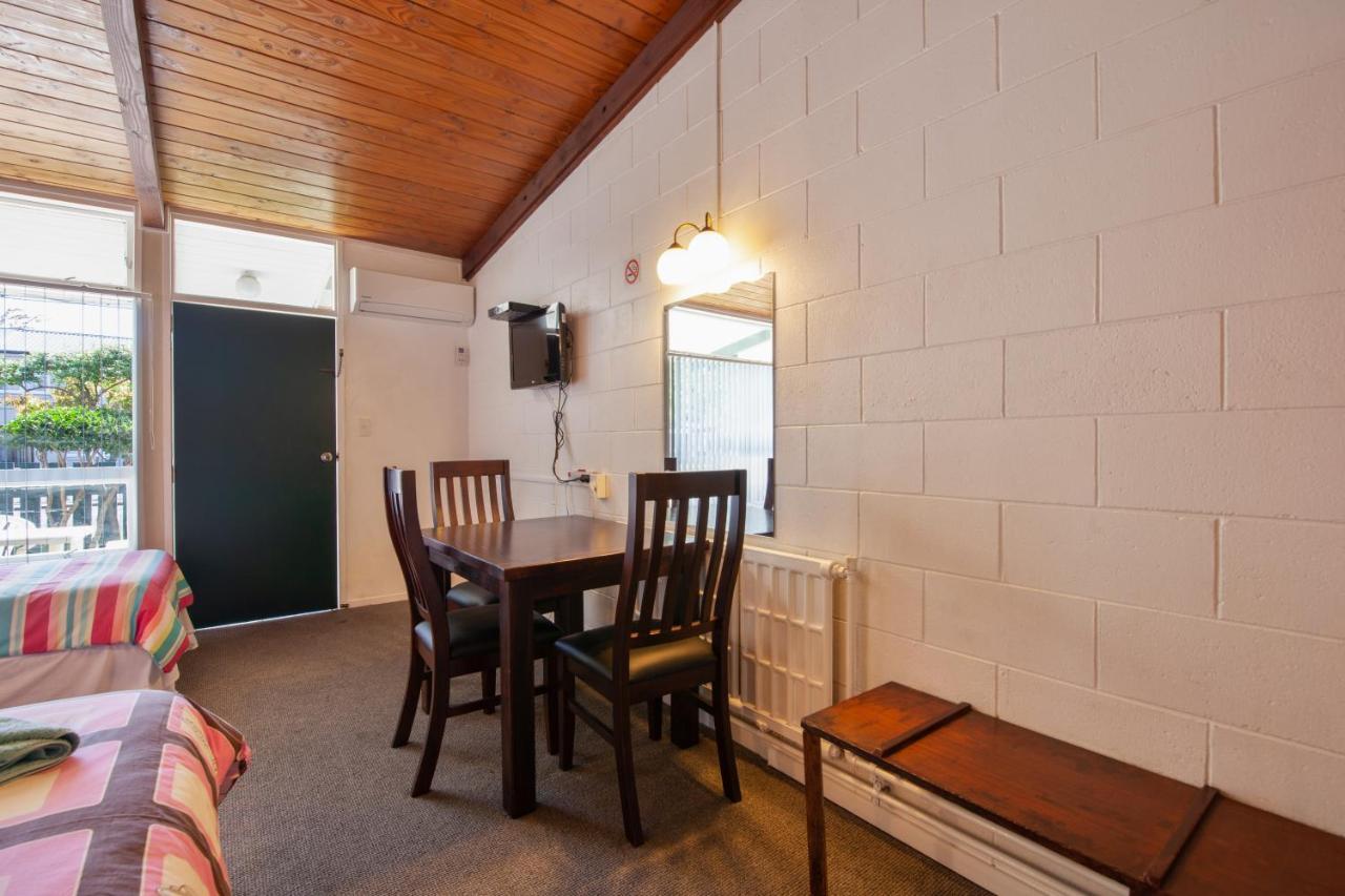 Aaryn Court Motel Rotorua Eksteriør bilde